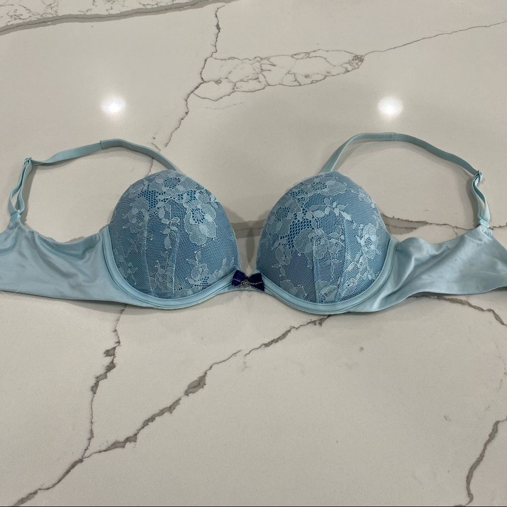 Victoria Secret Push Up Bra